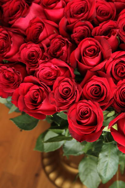 istock Bouquet of roses 1401913506