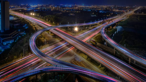 istock City night rush hour Fast moving evening traffic drives moving fast light 1401913559
