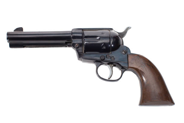 réplica de pistola aislada sobre fondo blanco - toy gun fotografías e imágenes de stock
