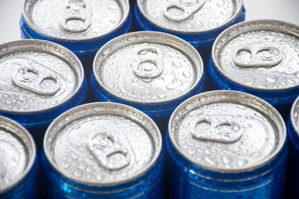 istock Wet beer can seal macrophoto 1402013563
