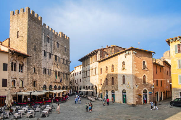 Massa Marittima Fotos Bilder und Stockfotos iStock