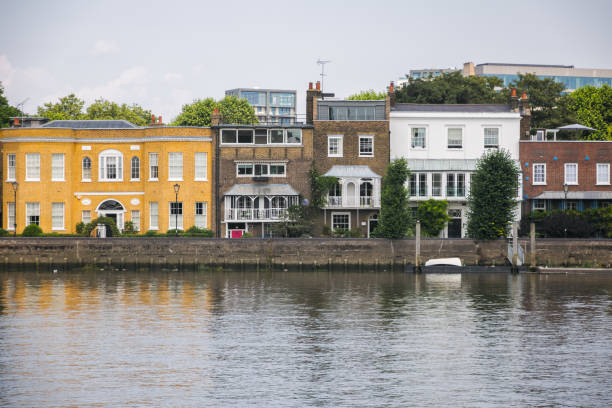 istock Riverside terraced houses in Hammersmith, London 1402082235