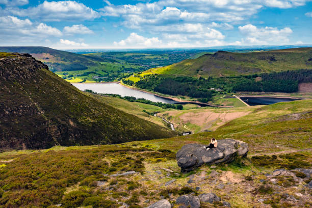 istock Dovestone Reservoir - view from the Dovestones circular trail 1402082646