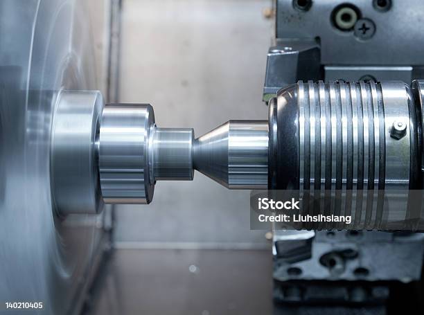 Highspeedrotary Fingerhut Stockfoto und mehr Bilder von Arbeiten - Arbeiten, Ausrüstung und Geräte, CNC-Maschine