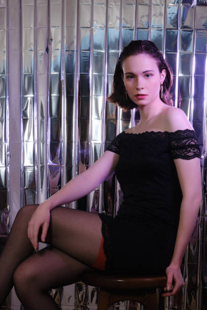 istock beautiful brunette woman 1402113895