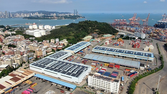 Port area warehouse solar power generation facility
