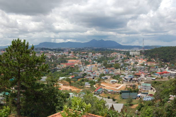 istock View of a town 1402165446
