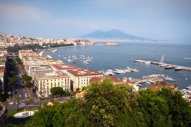 istock Bay of Naples, Italy 140217617
