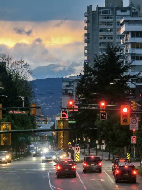 istock City of Vancouver on a Rainy Night 1402178196