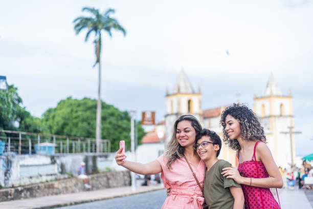 istock Tourist family taking selfie 1402191739