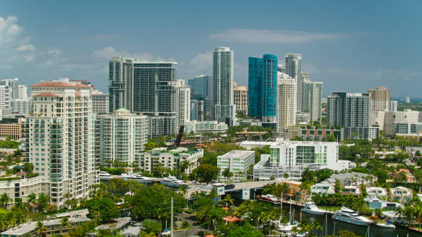 drone shot of fort lauderdale - broward county imagens e fotografias de stock