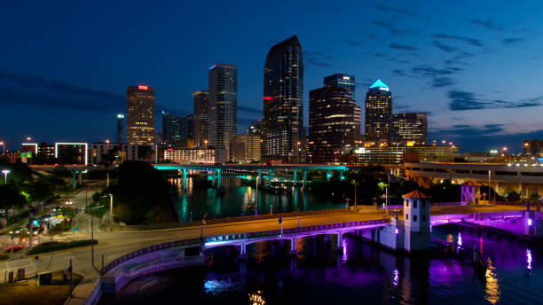 istock Downtown Tampa Before Sunrise 1402199651