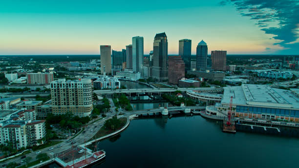 istock Downtown Tampa at Sunrise - Aerial 1402199688