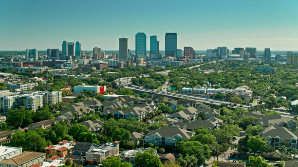 istock Tampa, Florida Skyline - Aerial 1402199754