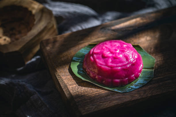 Chinese traditional pastry，Vegan Red Pasta