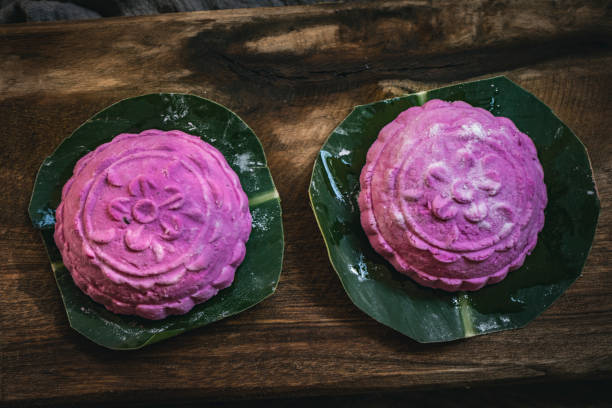Chinese traditional pastry，Vegan Red Pasta