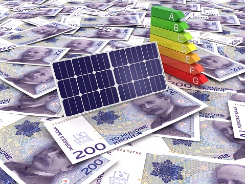 Solar panels renewable energy efficiency money savings
