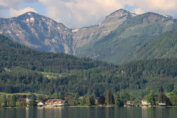 istock Beautiful Salzkammergut 1402270330