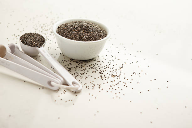 チアシードの大さじ - tablespoon chia healthy eating seed ストックフォトと画像