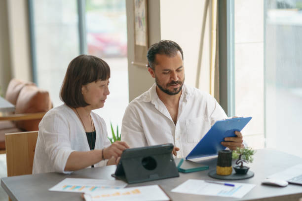 istock Marketing Business Meeting 1402284228