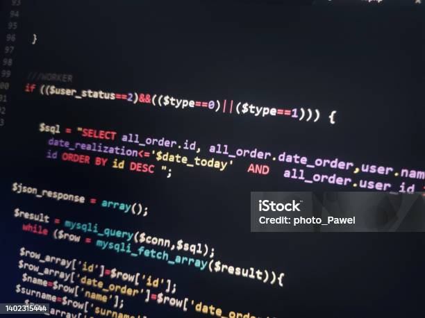 Photo Code Informatique Photo libre de droit de Codage De Lécran De Code Source De ...