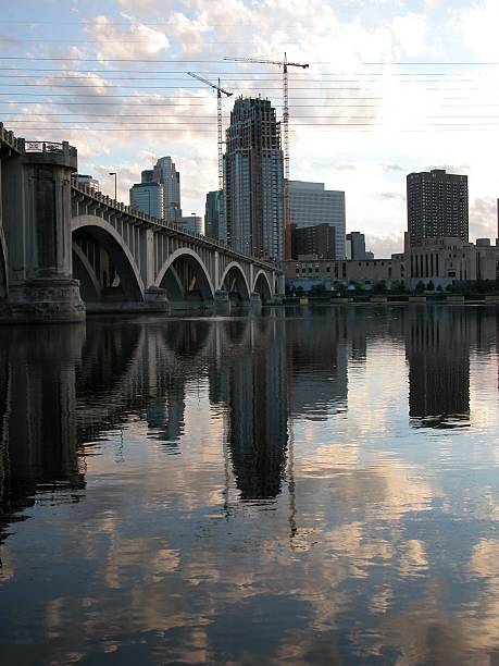 istock Minneapolis Under Construction by the Mississippi River Bridge 140232091
