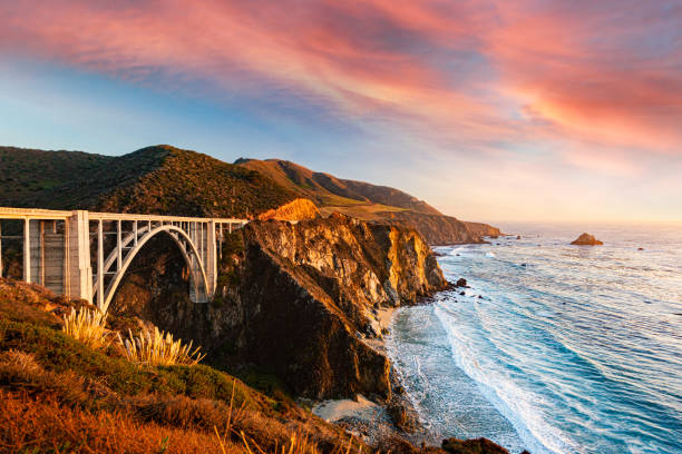 big sur coast california, stati uniti - coastline big sur usa the americas foto e immagini stock