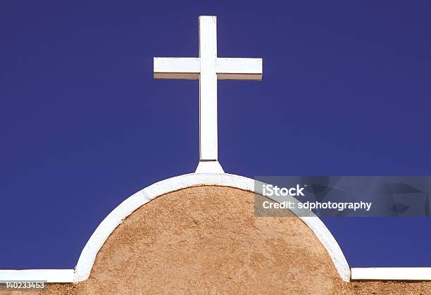 Stfranis De Asís Iglesia Católicaranchos De Taos Foto de stock y más banco de imágenes de Catolicismo - Catolicismo, Cultura de indios norteamericanos, Cultura española