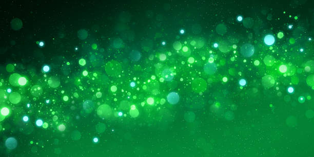 초점이 맞지 않는 조명이있는 녹색 배경. 성 패트릭의 날을위한 축제 배경 - st patricks day day abstract backgrounds stock illustrations