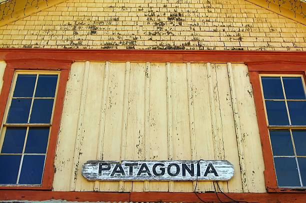 istock Patagonia RR Station 140234333