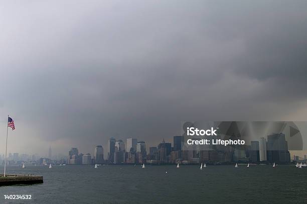 Nueva York Antes De V Entas Foto de stock y más banco de imágenes de Aire libre - Aire libre, Apertura, Atestado