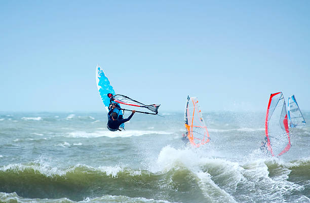 extreme windsurfen - recreate stock-fotos und bilder