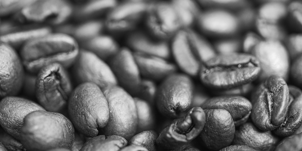 brown roasted coffee beans macro closeup