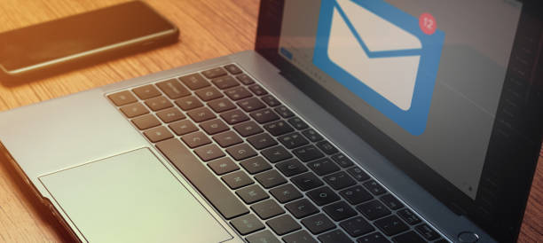 istock Banner of new email alert on laptop. 1402451716