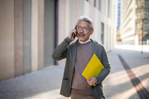 istock I can do work while I'm out of the office 1402453845