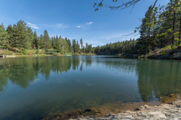 istock Sierra Nevada Mountains, California, USA. 1402457024