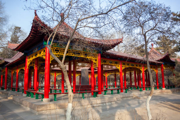 istock Winter Landscape of Chinese Classical Park 1402474339