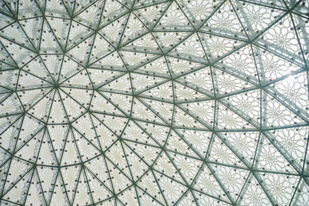 glass dome - middle eastern architecture imagens e fotografias de stock