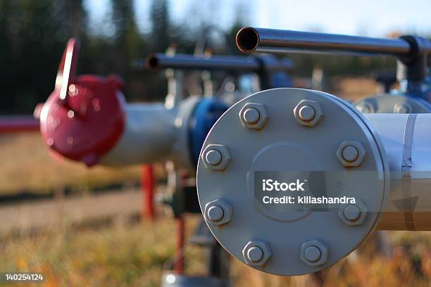 Нефть И Газ — стоковые фотографии и другие картинки Трубопровод - Трубопровод, Фланец, Выборочная фокусировка