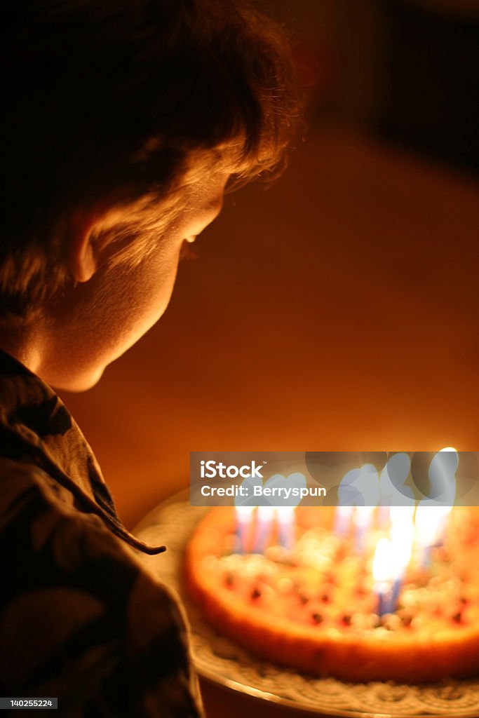 Compleanno bambino - Foto stock royalty-free di Candela - Attrezzatura per illuminazione