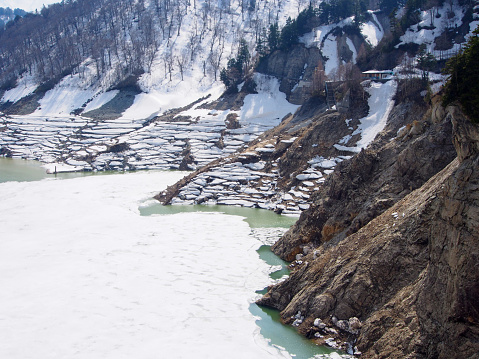 Kurobetalsperre In Der Tateyama Kurobe Alpine Route Japan Stockfoto und