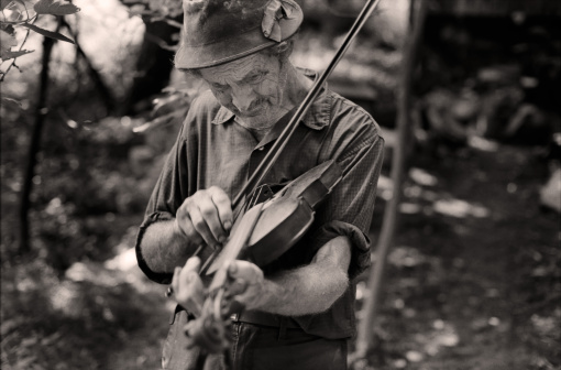 Old Temporizador tocando el violín (1980 photo