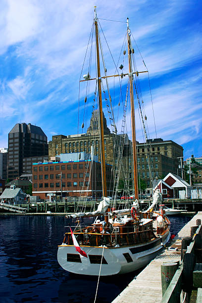 istock Sailboat in the City 140259100