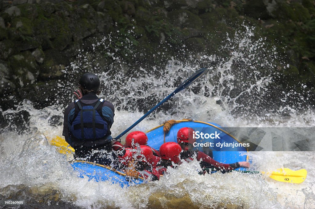 Plouf – rafting en eau vive - Photo de Partir en tête libre de droits