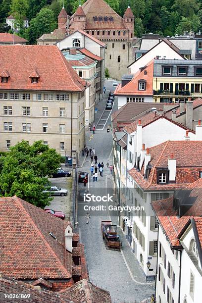 Vista De La Catedral Tower Lausana Lago Ginebra De Mayo De 2006 Foto de stock y más banco de imágenes de Alpes Europeos