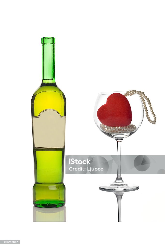 Bottiglia di vino e un bicchiere vuoto - Foto stock royalty-free di Accessorio personale