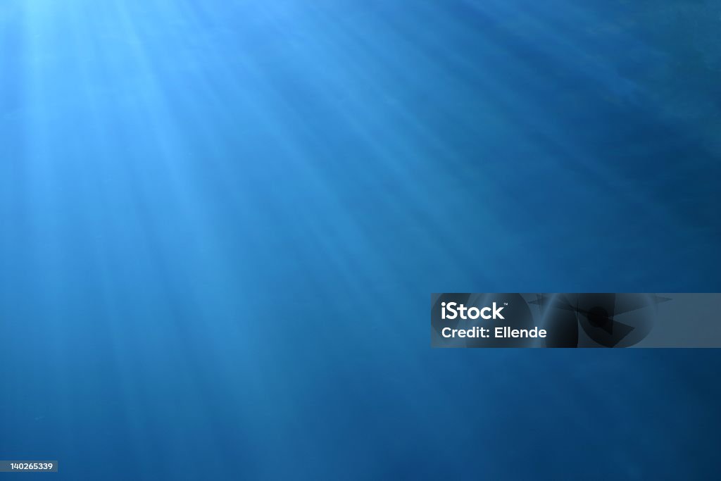 Свет в воде - Стоковые фото Абстрактный роялти-фри