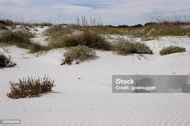 Dunas De Areia Como Natureza - Fotografias de stock e mais imagens de Ao Ar Livre - Ao Ar Livre, Areia, Beleza natural