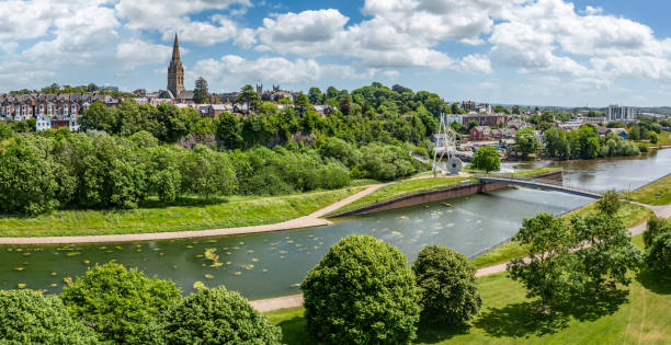 istock River Exeter and Bridge in Exeter City Centre 1402662808