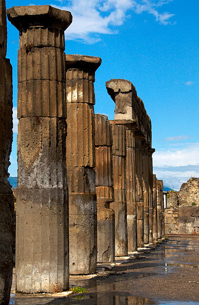 istock Ruins of Pompeii 140266827